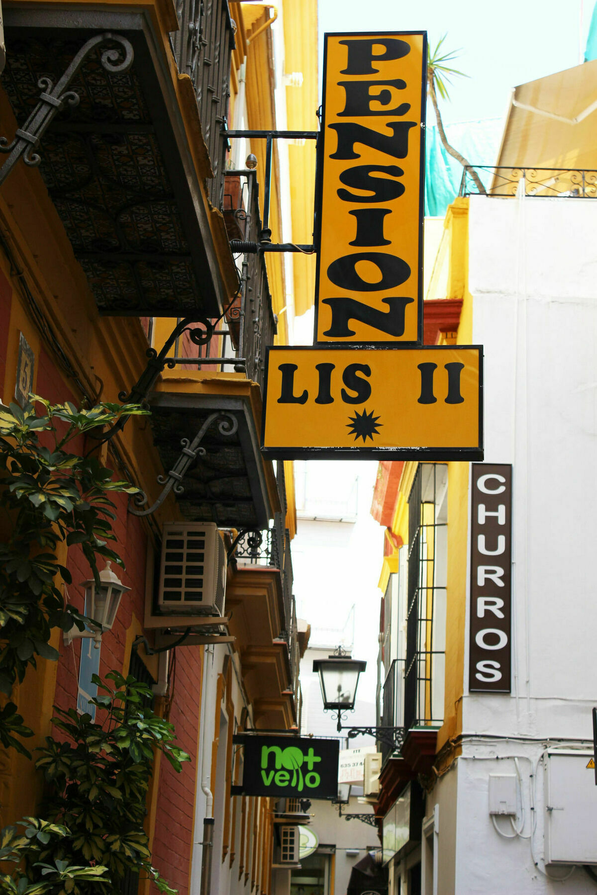 Pension Lisdos Seville Luaran gambar