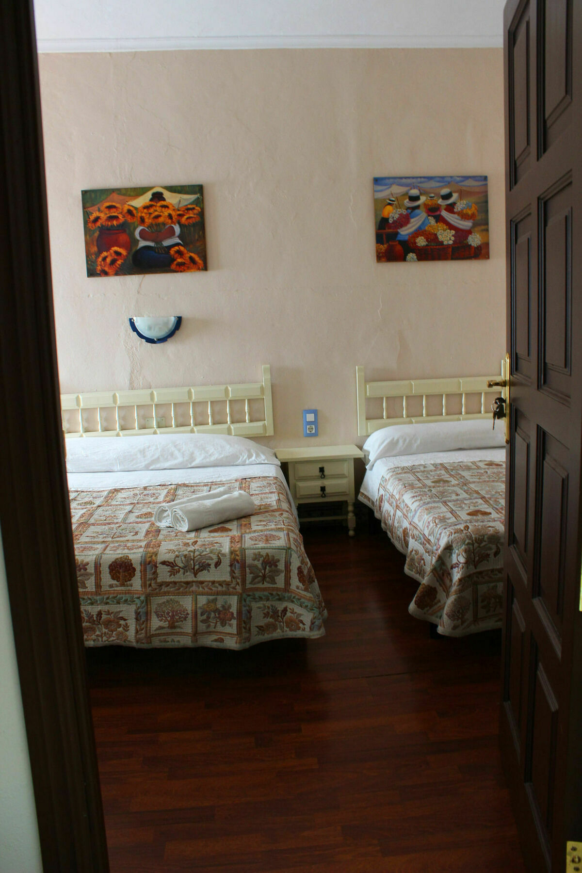 Pension Lisdos Seville Luaran gambar